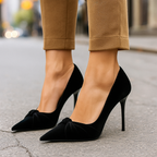 Evelyn Clare Heels