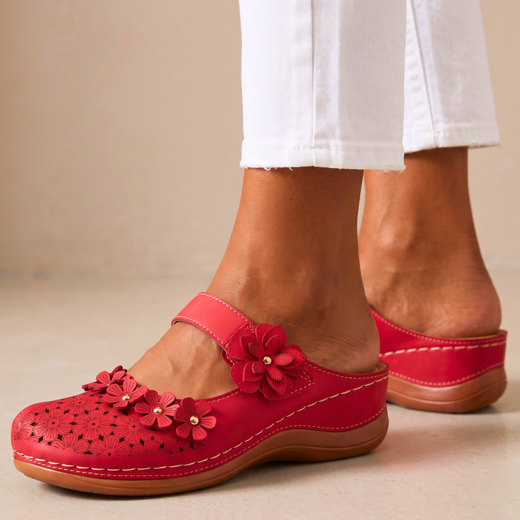 Flora Cushioned Sandals