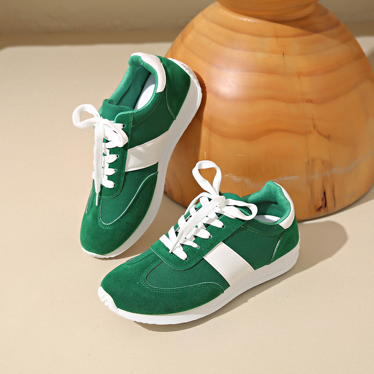 Lunari Retro Sneakers