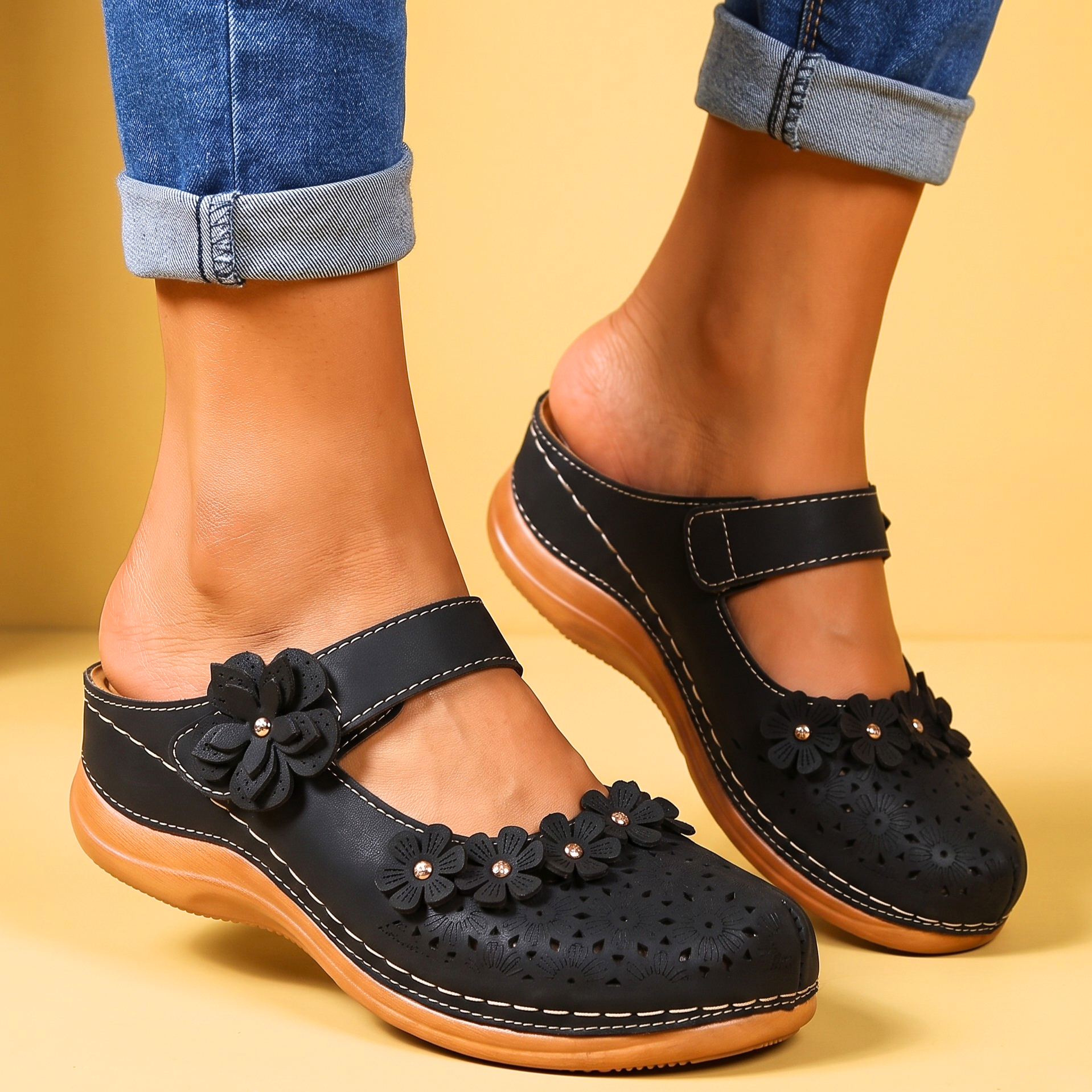 Flora Cushioned Sandals